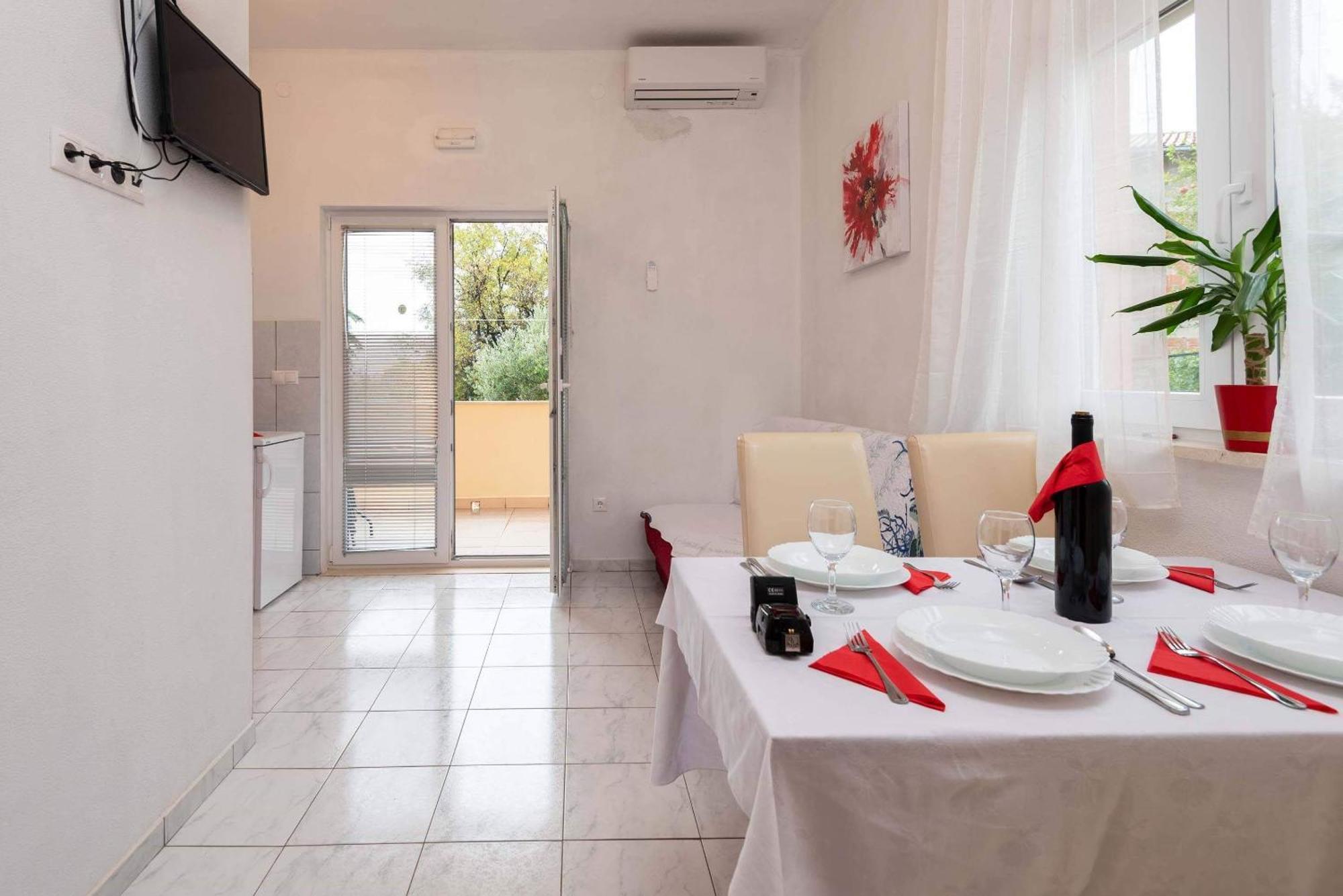 Apartment Milla Orebic Bilik gambar