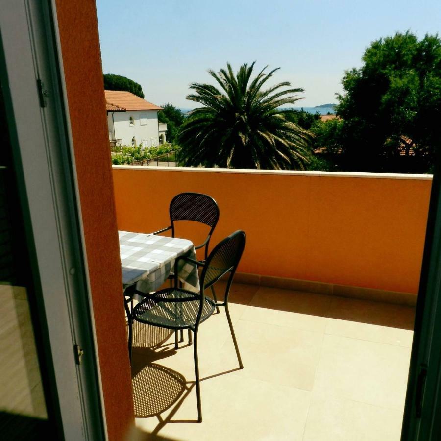 Apartment Milla Orebic Luaran gambar