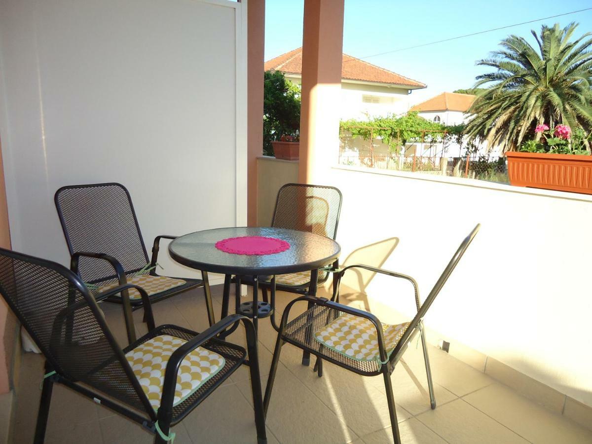 Apartment Milla Orebic Luaran gambar